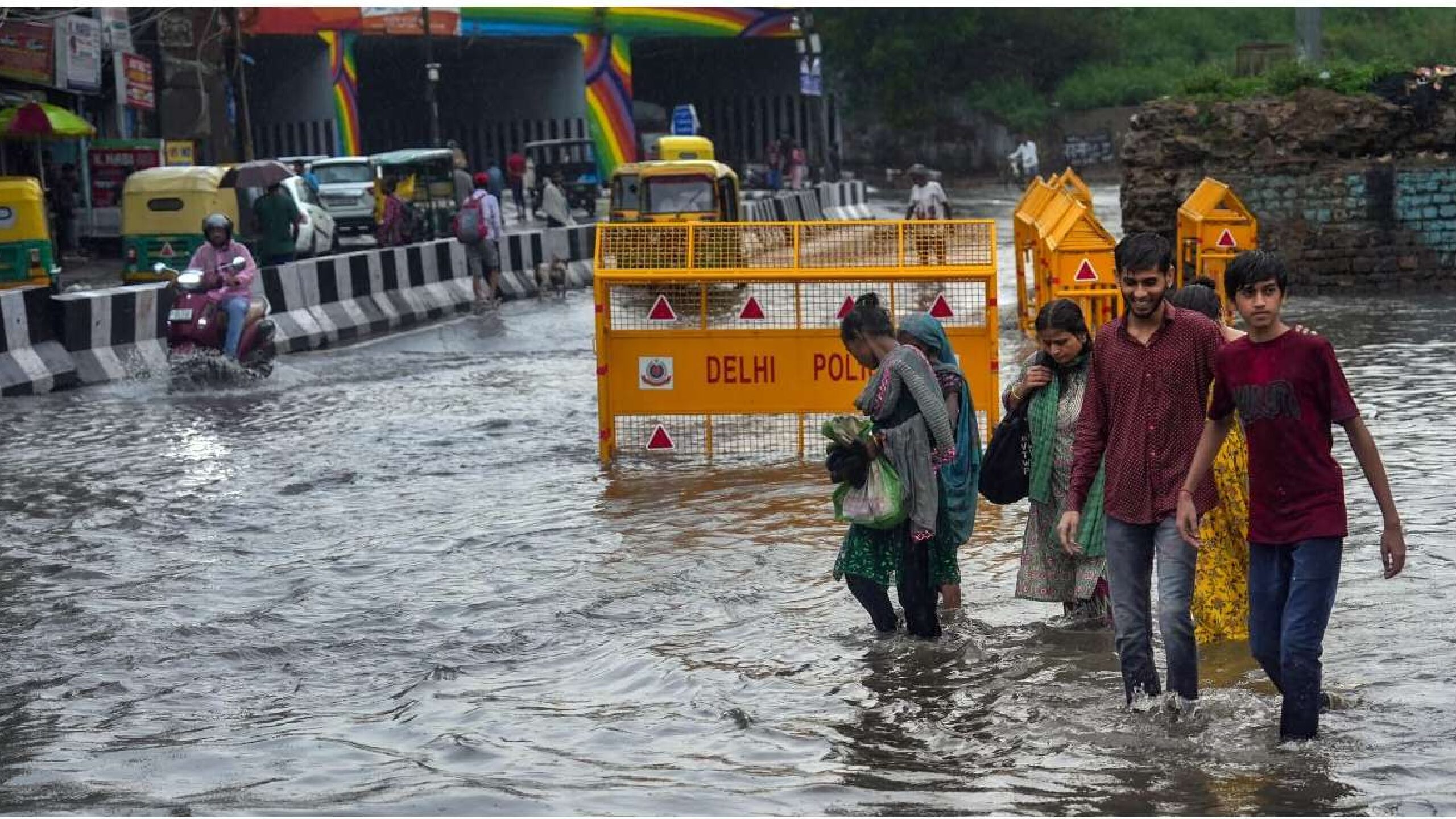 Heavy rain,                                                        floods spark                                                          conjunctivitis                                                          outbreak                                                                   in Delhi: How bad is it?